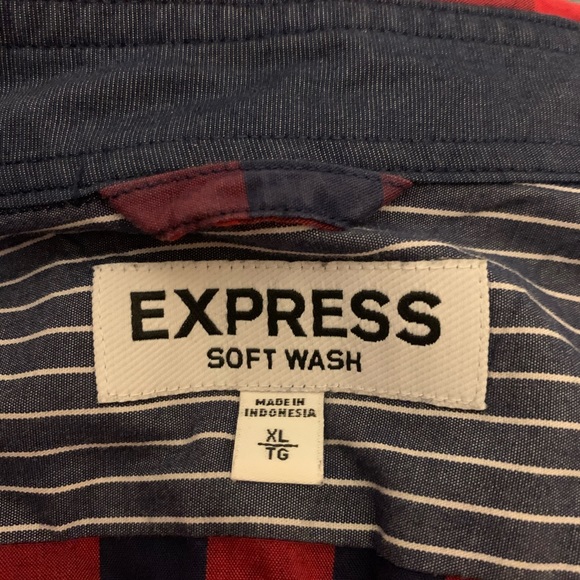 Express button up shirt - Picture 4 of 5